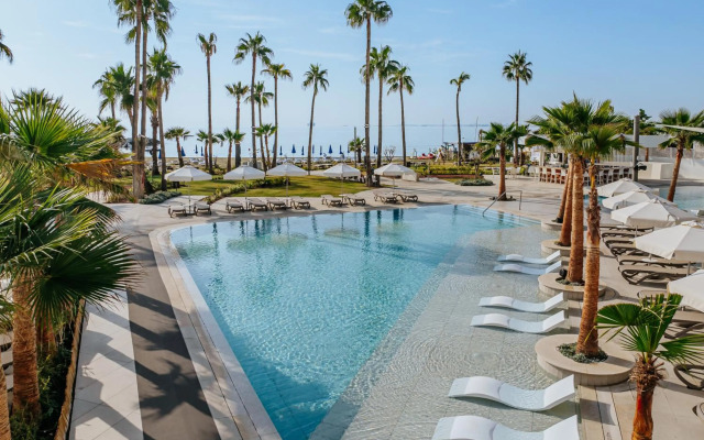 Lordos Beach Hotel & Spa
