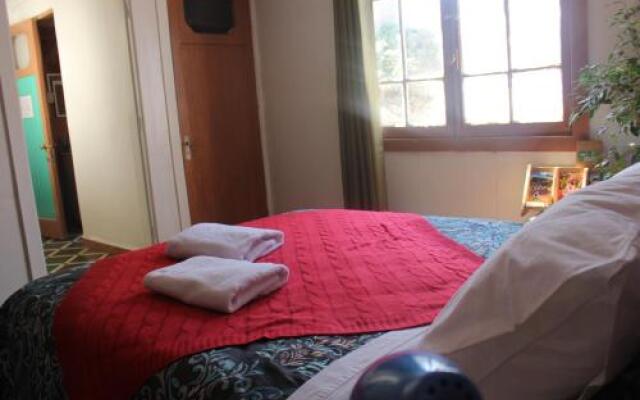 Princesa Insolente Hostel