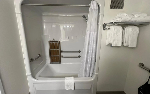 Days Inn by Wyndham Penn State