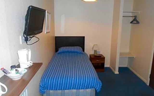 The Lindsey Hotel