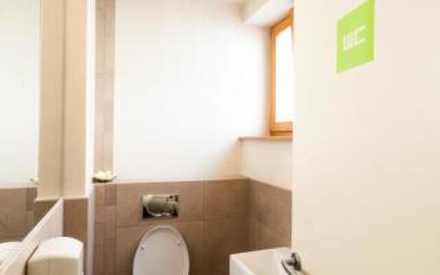 Cube Central Rooms For 2