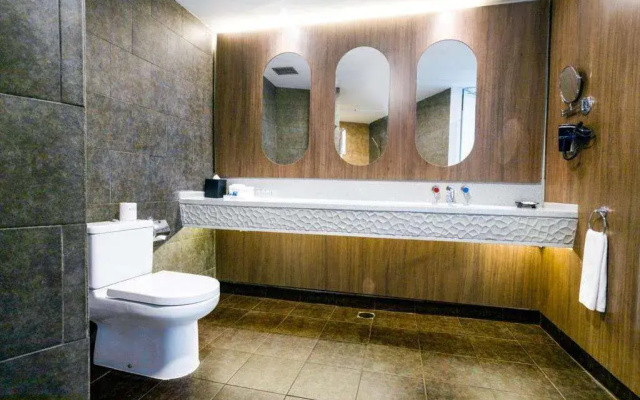 Aston Palembang Hotel & Conference Centre — 巨港