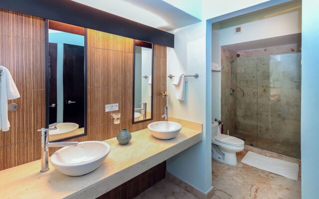 Caballito CM-103 by NAS