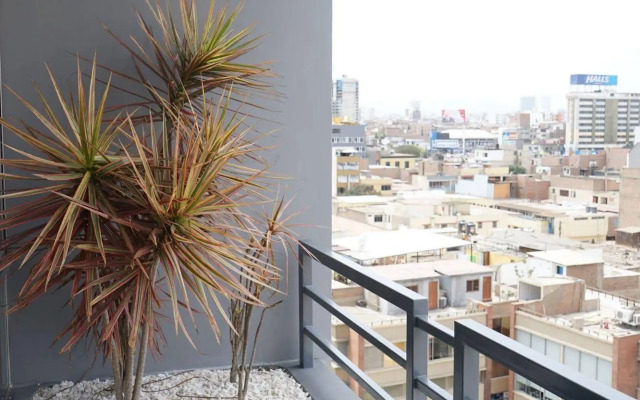 Miraflores Luxury Apartments Alcanfores