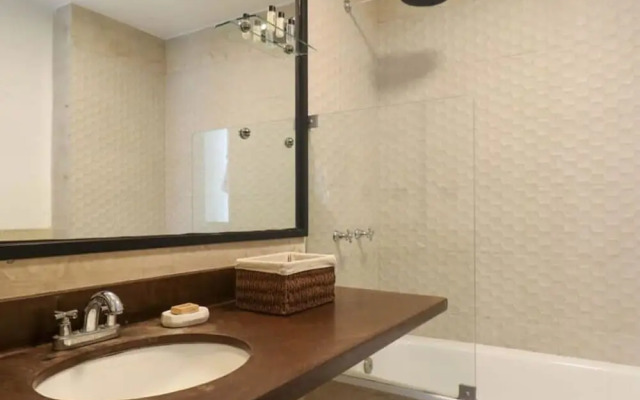 w Stylish 3BR With Ocean View in Miraflores