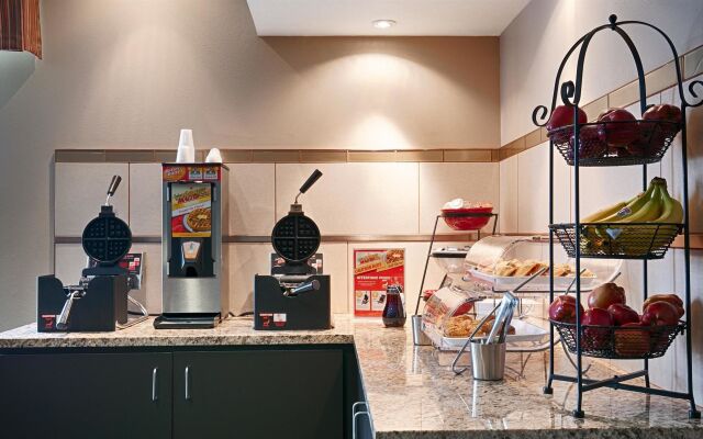 Best Western Beacon Inn