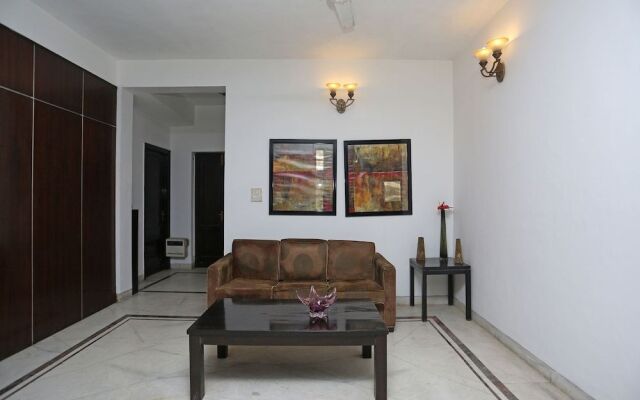 OYO 14999 Crossroads Woodbridge