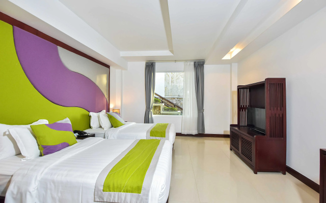Independence Hotel by Dara