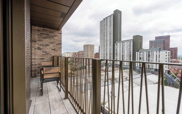 Cottonopolis Suite With 1 Bedrooms and 1 Bathrooms