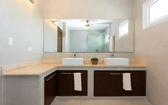 The Golf Oasis Villa by Acomodo