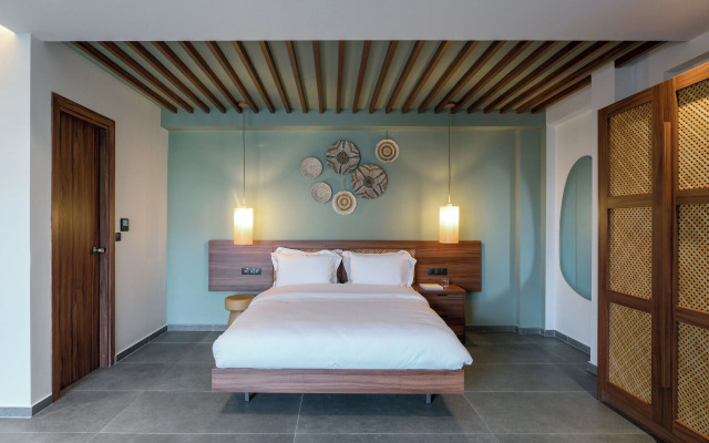 Amyntas Seafront Hotel