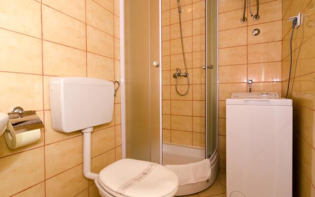 Apartment Burin