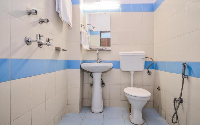 Collection O 23086 Hotel Mayur