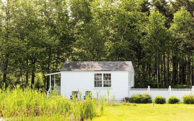 Bluebird Ocean Point Inn