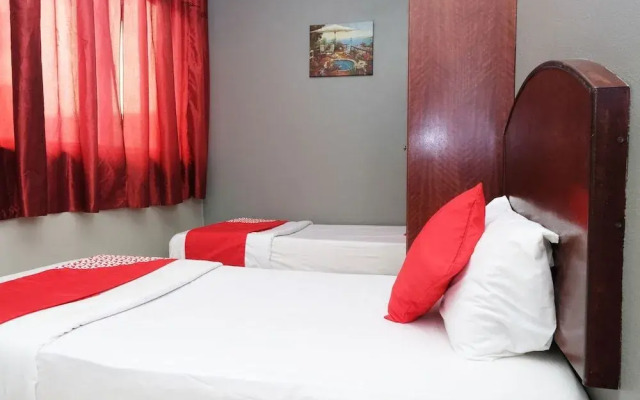 Oyo 1012 Stada Hotel