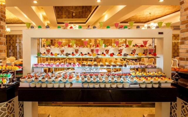 Vuni Palace Luxury Resort & Beach & Casino