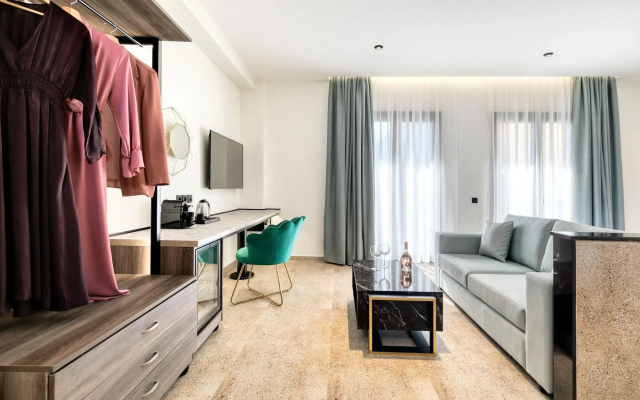 Athens Ivy Suites