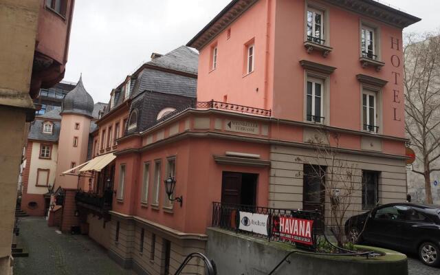 hotelImage