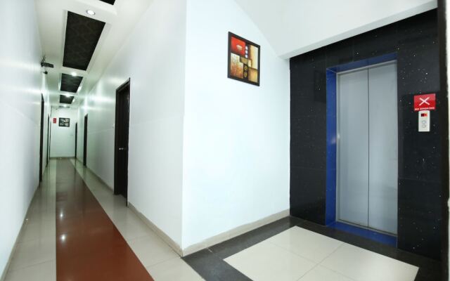 OYO 1673 Hotel MM Yellowuds