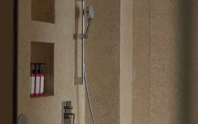 Dali Shuanglang Luna Seaview Hotel