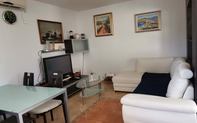 Holiday house Niksi - with pool: Skrip, Island Brac