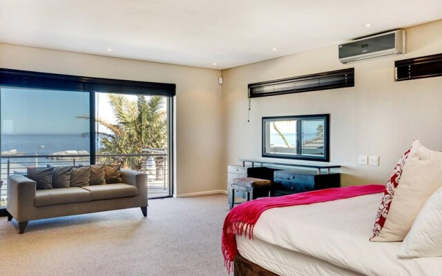 Bakoven Blue in Cape Town