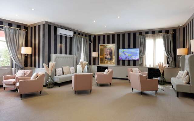 Best Western Plus Hotel Brice Garden