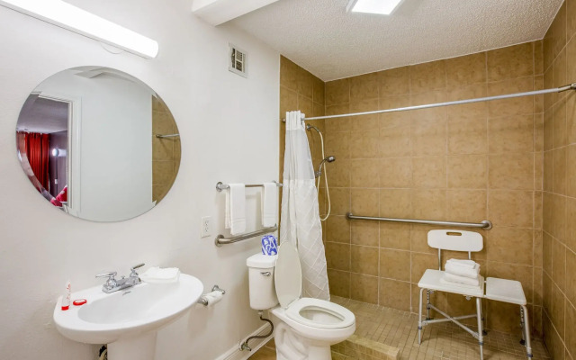 OYO Hotel Baton Rouge - Mead Rd Louisiana