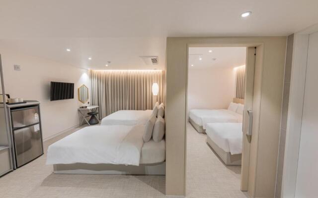 Hotel The Grang Seogwipo