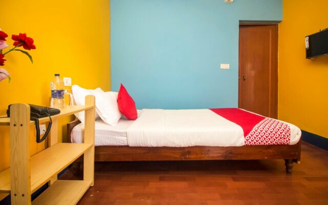 Comfort Zone By OYO Rooms