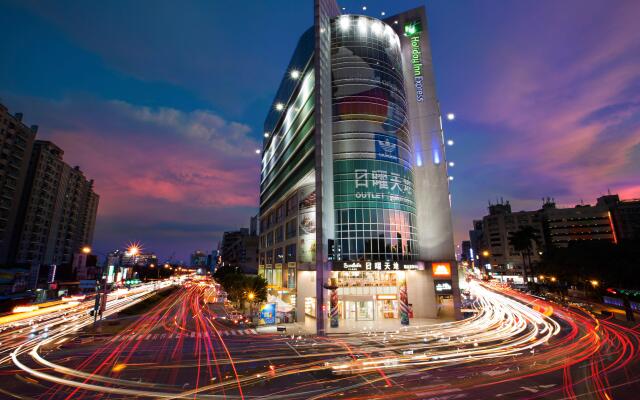 Holiday Inn Express Taichung Park, an IHG Hotel