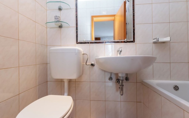 House Mirjana