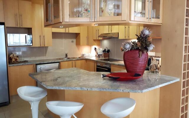 1501 Hibernian Towers Luxury Self Catering Apartment