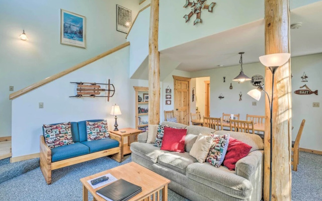 6 Mi to Turquoise Lake: Retreat w/ Covered Deck!