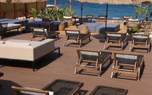 Bebatroun Beach Hotel