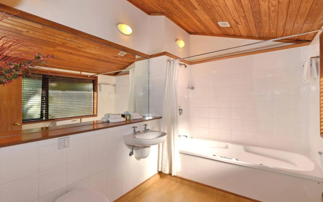 Riverside Hotel Marlborough