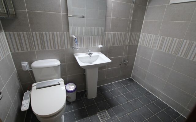 Moonlight Village Pension