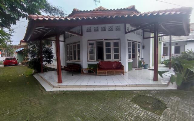 OYO 90865 Hotel Kusuma Purwakarta