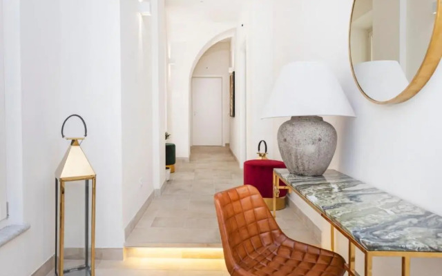 Spanish Steps Lovely Apartment
