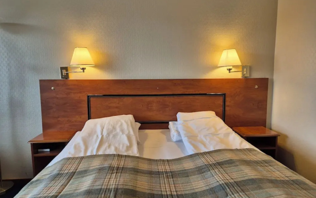 Westland Hotel
