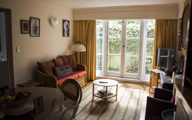 Pagoda Lodge
