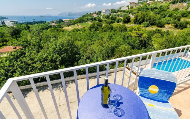 Apartment Alba