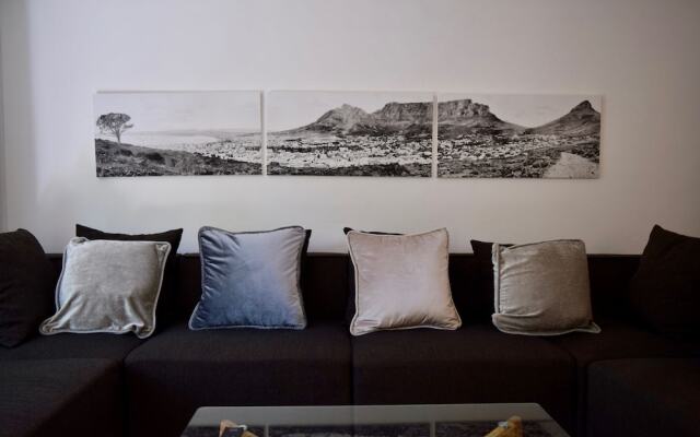 Spacious 3 Bedroom Apartment in Cape Town