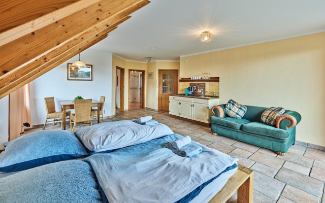 Tasteful Holiday Home With Private Pool