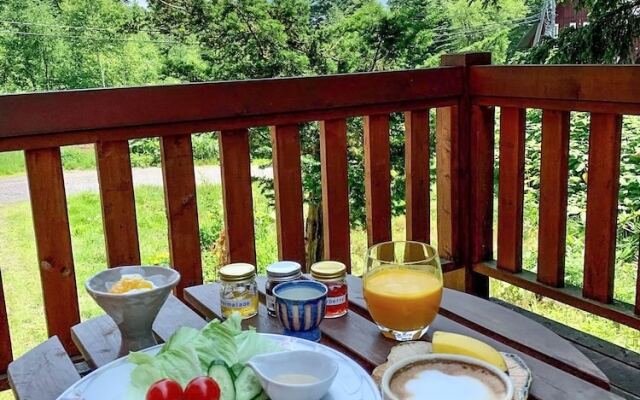The Niseko Ski Lodge - Higashiyama