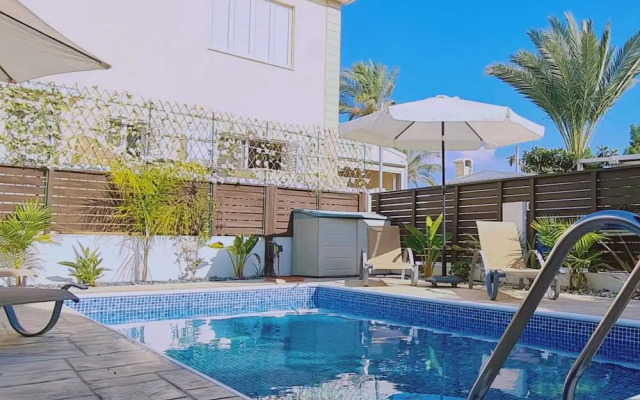 Stay Casa Palmera in Protaras