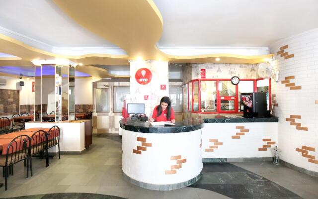 OYO 2860 Hotel 24x7 Inn