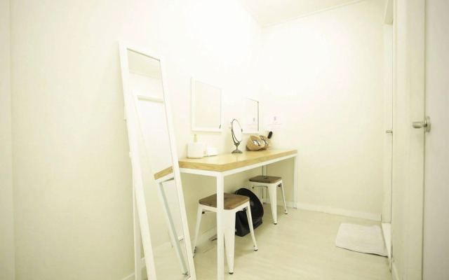 Zibro S Guesthouse