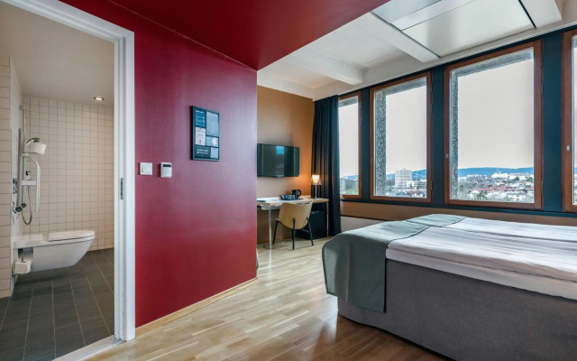 Quality Hotel 33