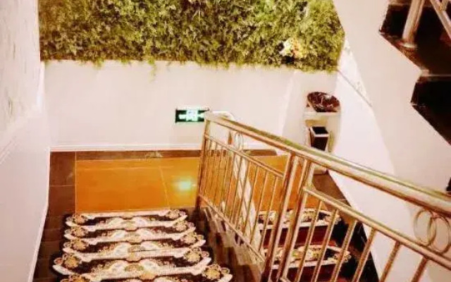 Weijing Hotel